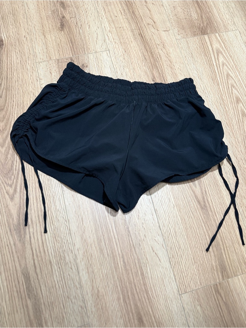 OFFLINE by Aerie Real Good Black Ruched Running Shorts Womens M Low Rise